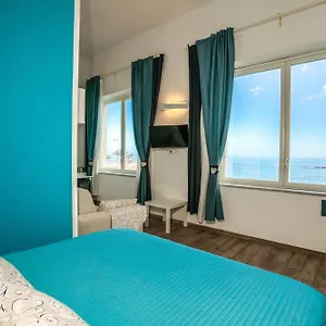 Frühstückspension Marlove Sea View